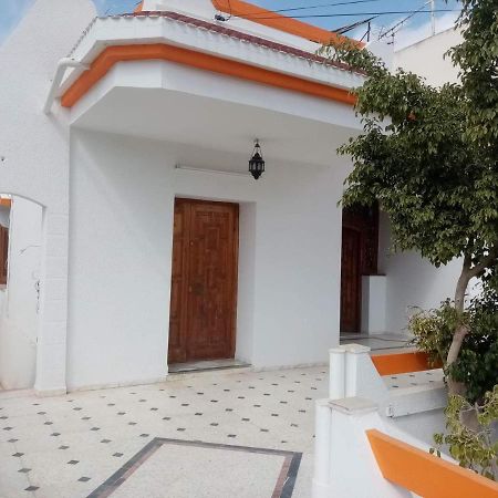 Villa Luxueuse Meublee Sfax Bagian luar foto