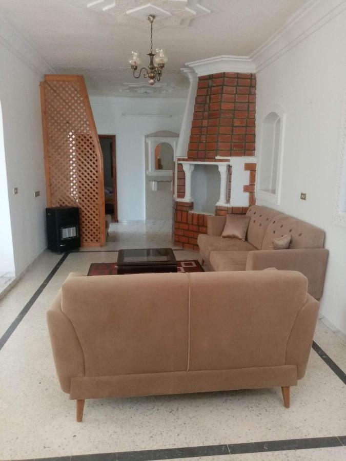 Villa Luxueuse Meublee Sfax Bagian luar foto