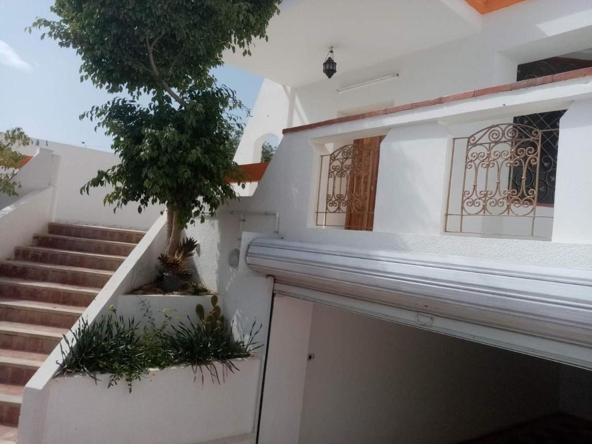 Villa Luxueuse Meublee Sfax Bagian luar foto