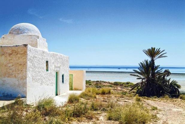 Villa Luxueuse Meublee Sfax Bagian luar foto